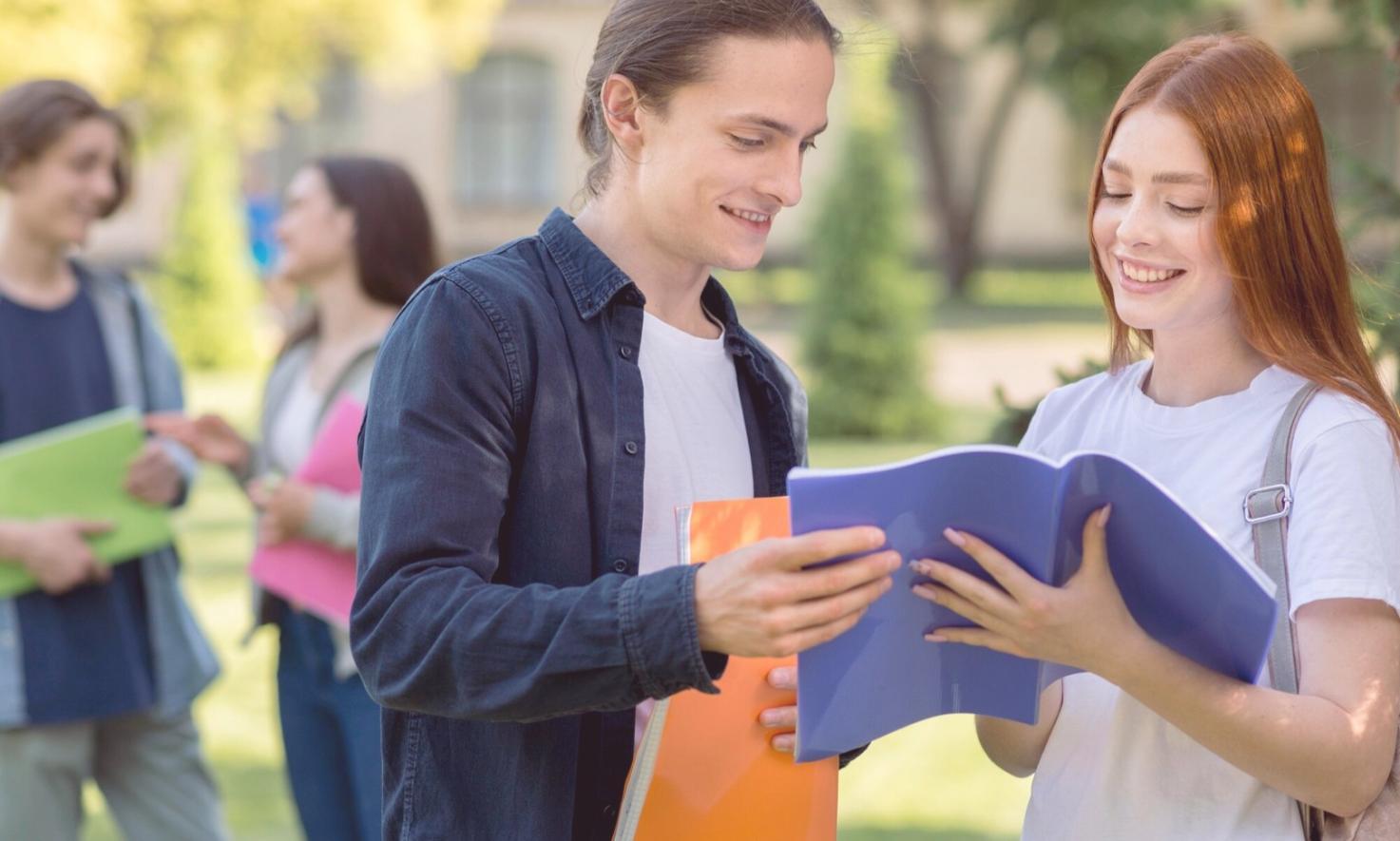 Oficina de polaryntheos en Badalona donde trabajamos con clientes